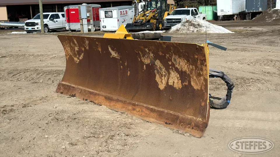 John Deere SG96 Skid Steer Blade
