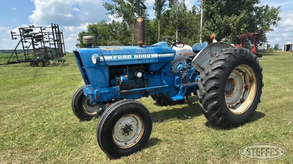 Ford 5000 2WD Tractor