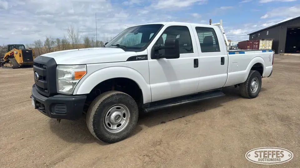 2013 Ford Super Duty F-250 XL 3 Quarter Ton Pickup