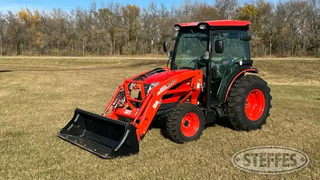 2022 Kioti DK4210SE