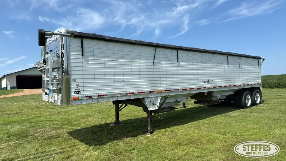 2005 Wilson Hopper Bottom Trailer