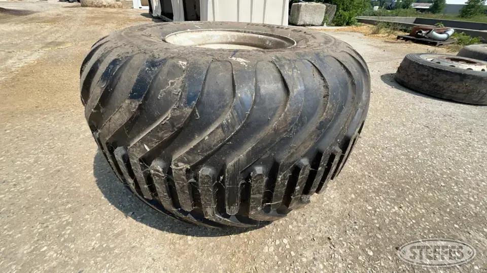 Carlisle 700/50-22.5 Tire Tractor-Implement Tire