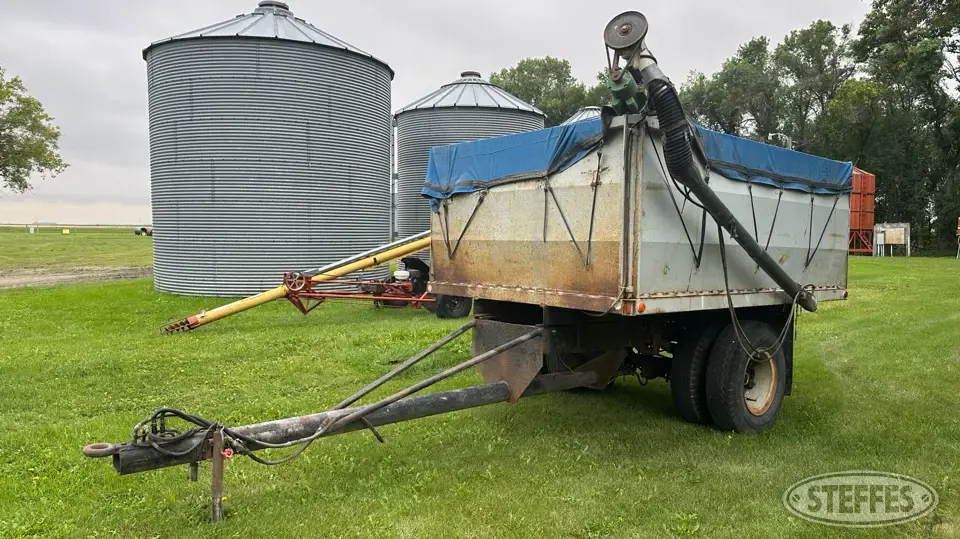 1980 Shop-built single axle pintle hitch seed tender Bulk Seed Tender Trailer