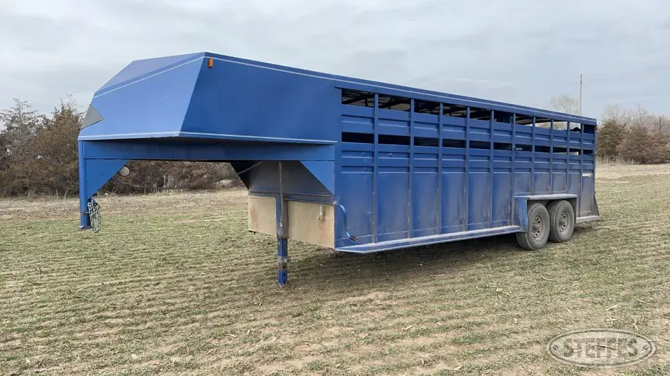 1994 Hillsboro Gooseneck Livestock Trailer