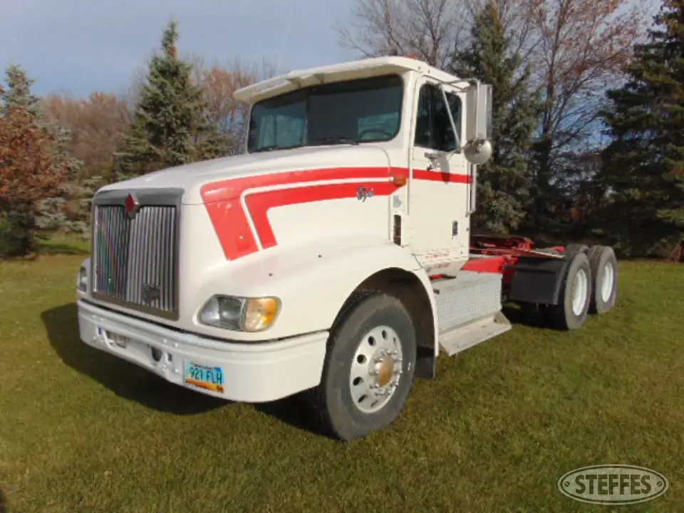 1998 International 9200 Eagle Conventional Truck without Sleeper