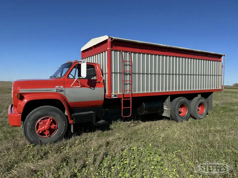 1979 GMC 7000 Tandem Boxed Truck