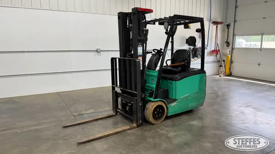 Mitsubishi FB18PNT Warehouse Forklift