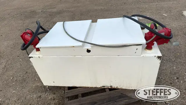 Fuel transfer tank