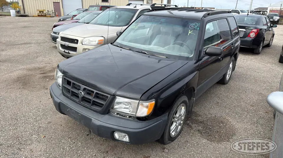 1999 Subaru Forester L SUV