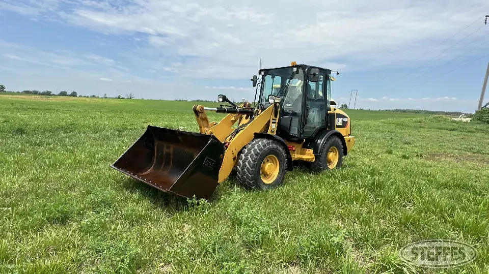 2020 CAT 906M Wheel Loader