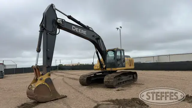 2008 Deere 270DLC