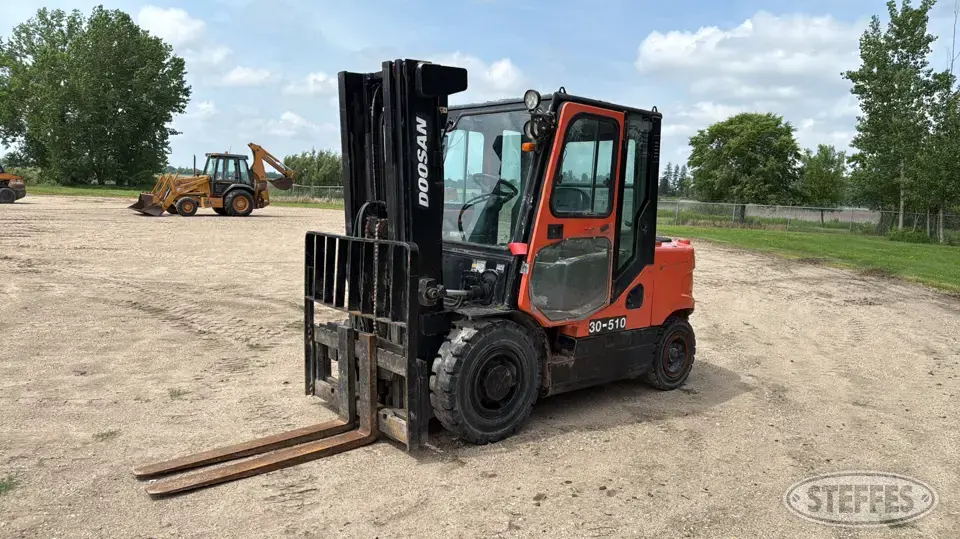 Doosan D365-5 Warehouse Forklift
