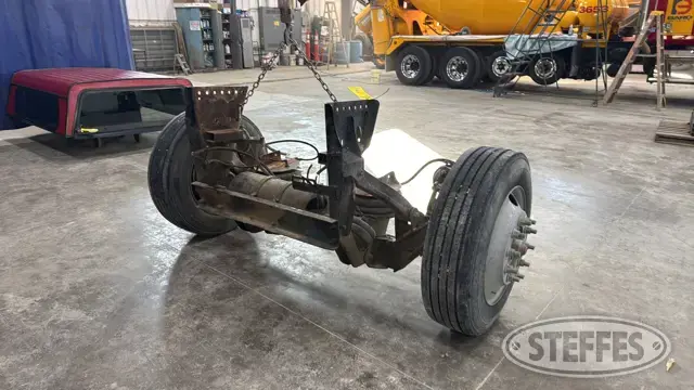 Self-Steering air lift axle