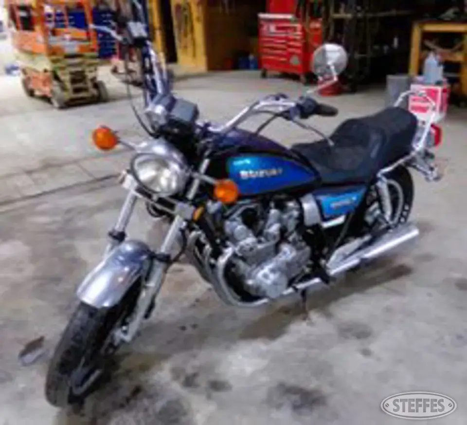 1982 Suzuki GS 650 Motorcycles and Scooter