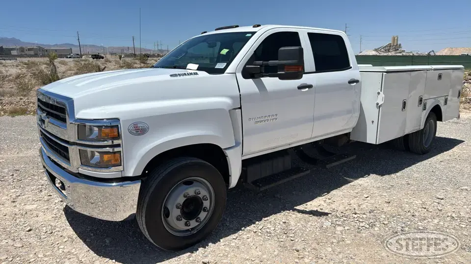 2022 Chevrolet Silverado 5500 HD Service Utility Truck
