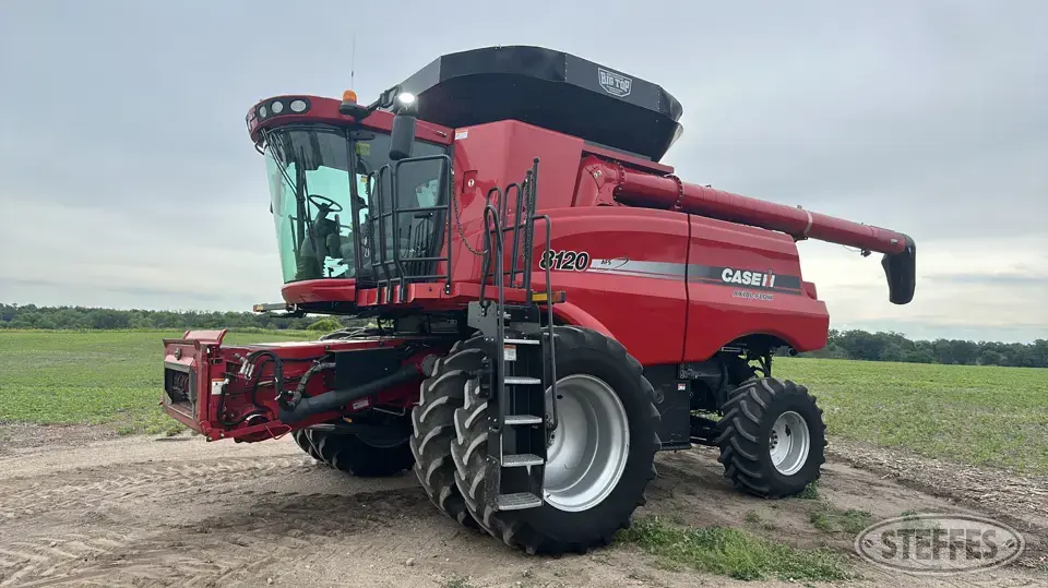 2009 Case IH 8120 Combine