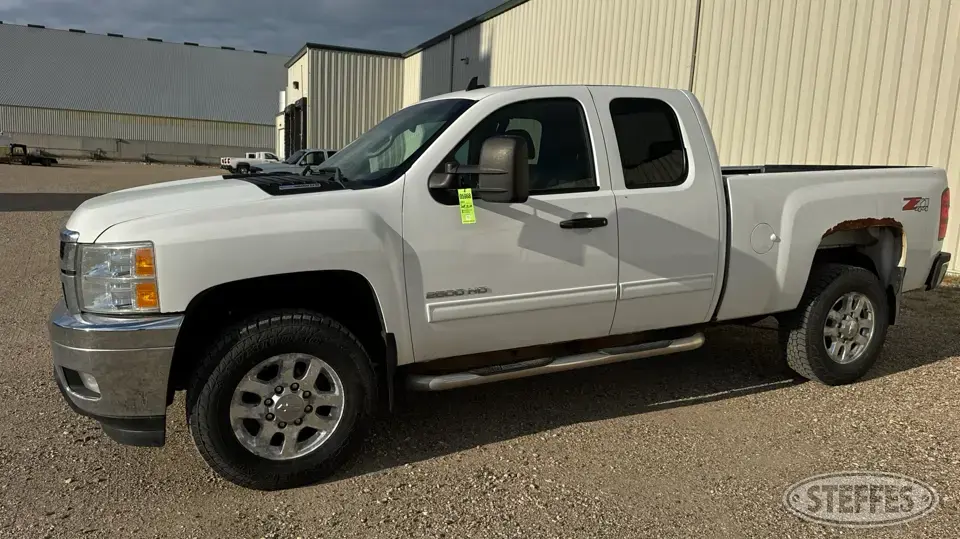 2013 Chevrolet Silverado 2500HD LT 3 Quarter Ton Pickup