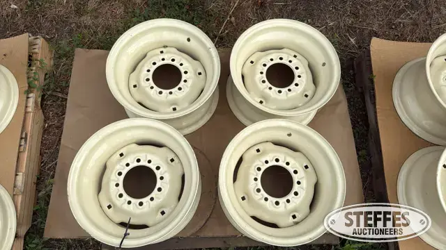 (4) Implement wheels
