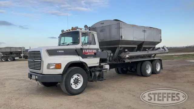 1995 Ford L9000