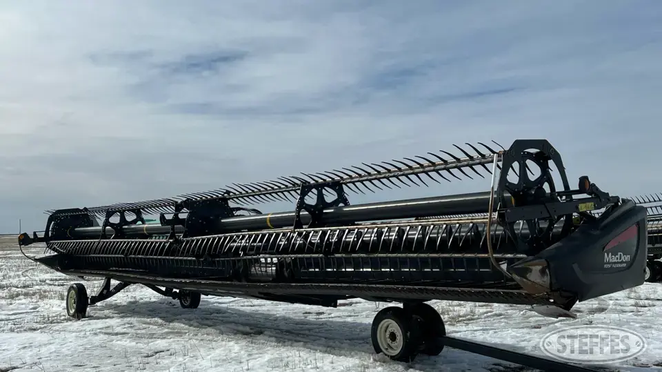 2015 MacDon FD75 Draper Head