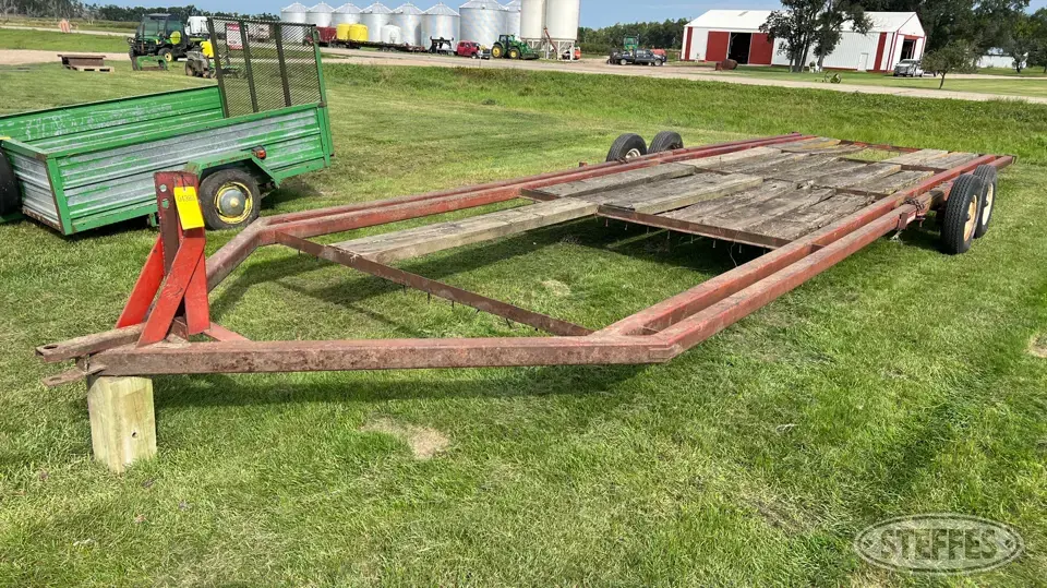 Donahue Flatbed Trailer