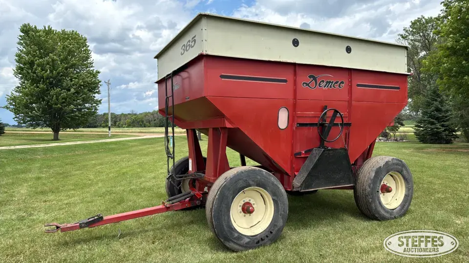 1996 Demco 365 Gravity Box
