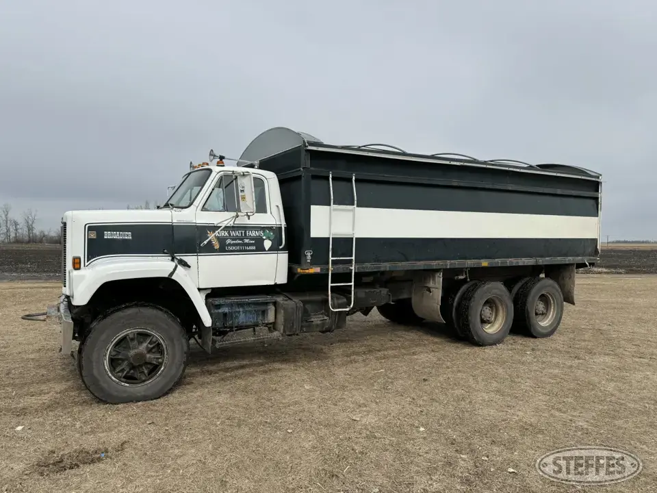 1979 GMC Brigadier Tandem Boxed Truck