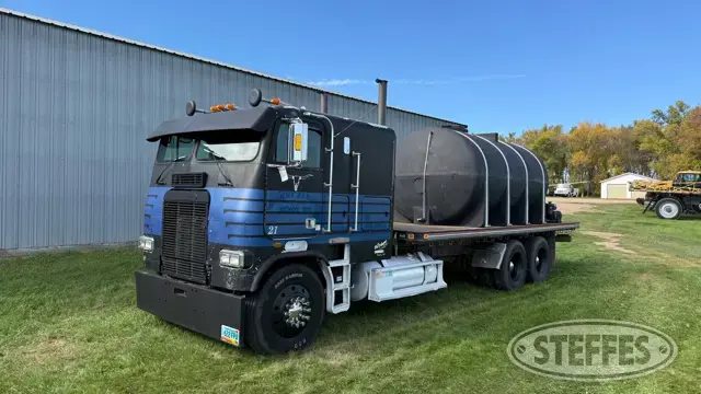 1988 Freightliner FLT