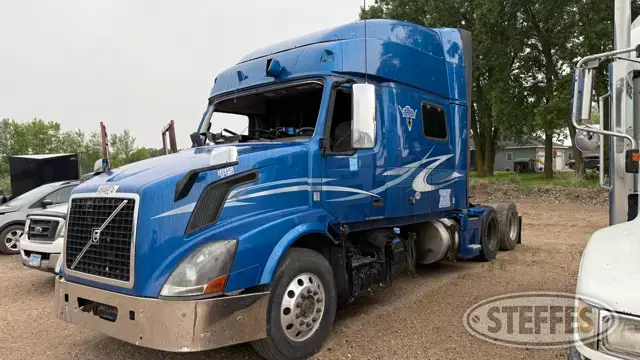 2015 Volvo 999