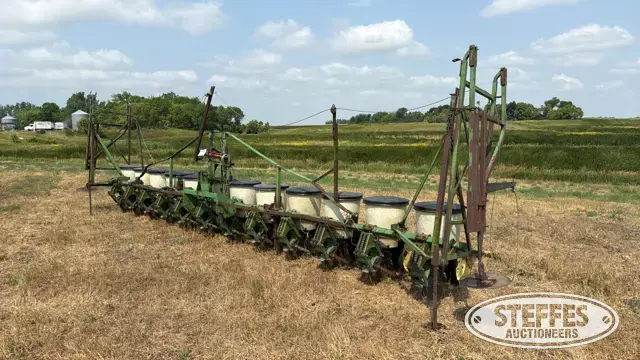 John Deere 71