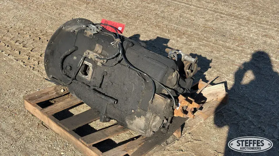 Eaton Fuller transmission Truck-Trailer Part