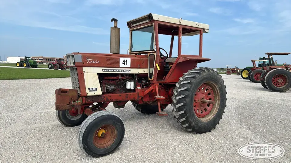 1972 International 1466 2WD Tractor
