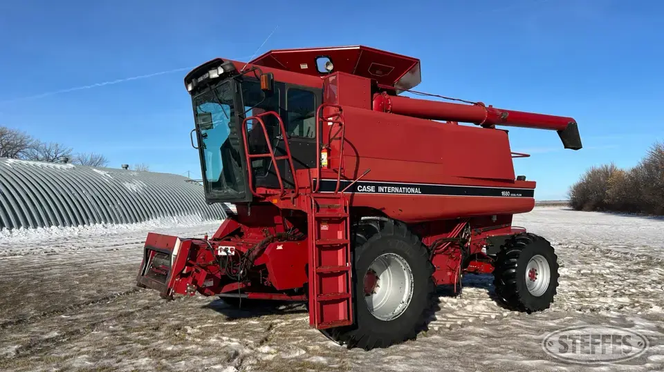 1992 Case IH 1680 Combine