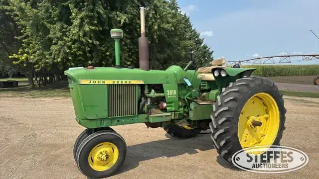1961 John Deere 3010