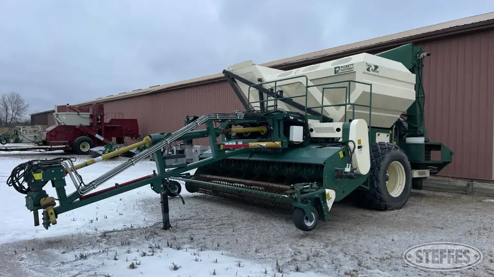 2012 Pickett Twin Master Edible Bean Combine