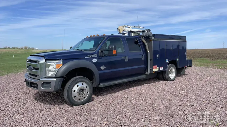 2015 Ford F550 Over 1 Ton Pickup