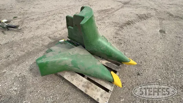 John Deere Crop Dividers