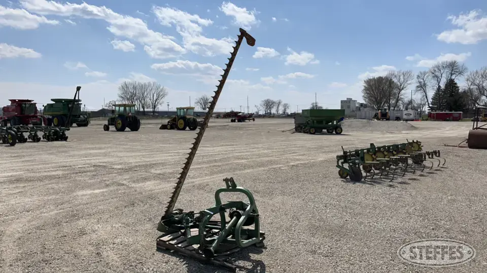 John Deere 350 Sickle Mower