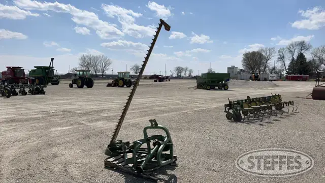 John Deere 350