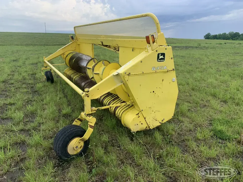 1999 John Deere 645A Forage Harvester Head