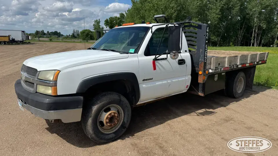 2003 Chevrolet Silverado 3500 1 Ton Pickup