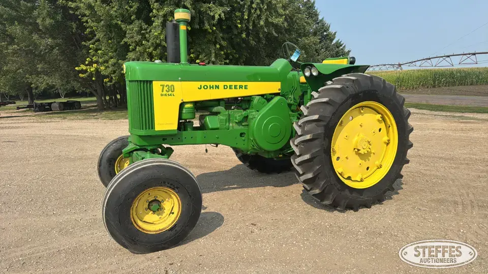 1959 John Deere 730 2WD Tractor