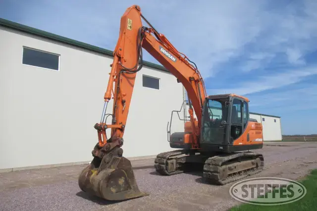 2016 Doosan 140LC-3