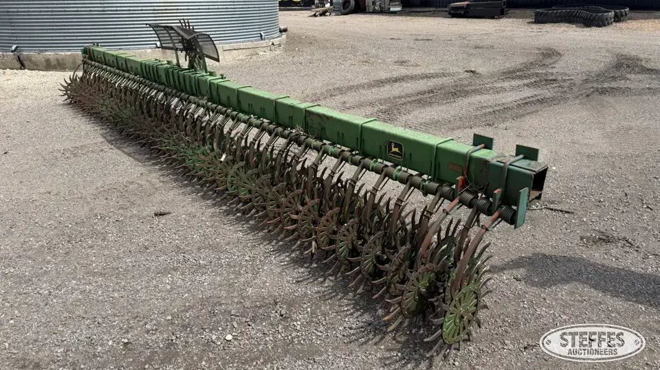 John Deere 400 Rotary Hoe