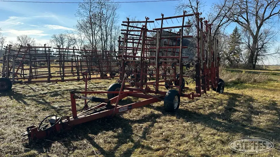 Melroe 420 Harrow