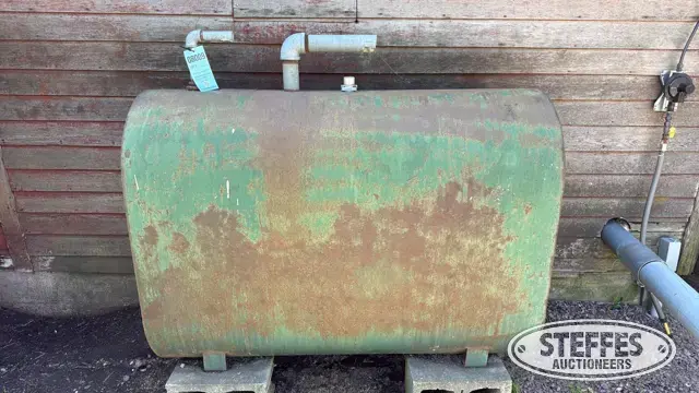 250 gal. steel tank