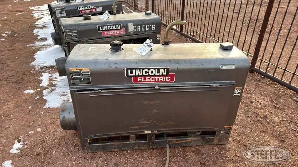 Lincoln Electric Classic 300D Welding