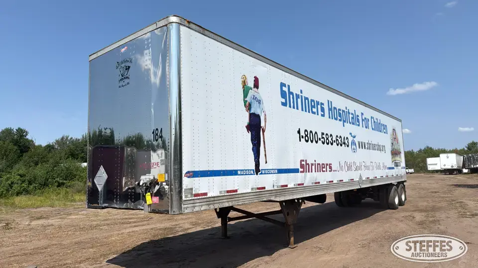 2009 Utility VS2DX Van Trailer