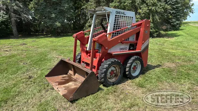 1988 Gehl SL3510