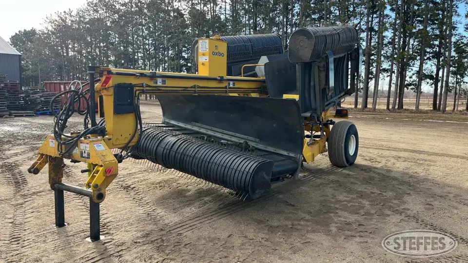 Oxbo 330 Bale Transportation